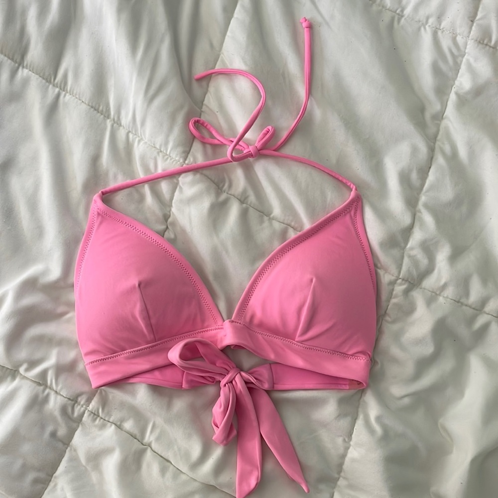 VICTORIA’S SECRET pink bathing suit!
